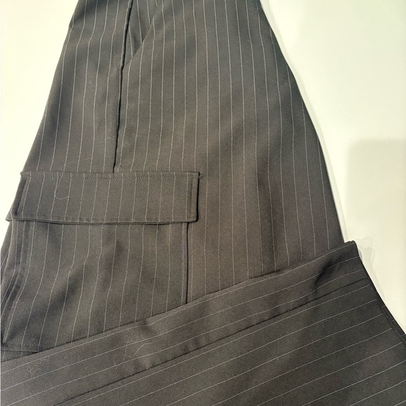Adrianna Papell Pants - Adrianna Papell Black Pinstripe Cropped Wide Leg Cargo Pants Size 14